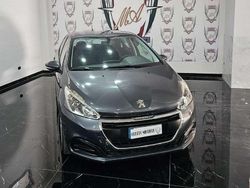 Grigio Usata 2016 Peugeot 208 Allure Due volumi | 6500 € (Buon prezzo)