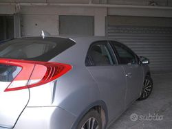 Grigio Usata 2013 Honda Civic Comfort Tre volumi | 6500 € (Super prezzo)