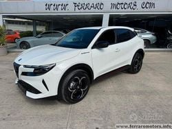 Bianco Nuova 2025 Alfa Romeo Junior Edizione Speciale SUV | 29.999 € (Buon prezzo)