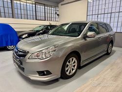 Grigio Usata 2012 Subaru Legacy Comfort Station wagon | 9900 € (Cara)