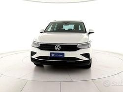 Bianco Usata 2023 VW Tiguan Life SUV | 26.500 € (Ottimo prezzo)