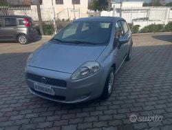 Grigio Usata 2006 Fiat Punto Dynamic Tre volumi | 2799 € (Buon prezzo)