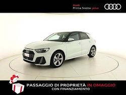 Bianco ghiaccio metallizzato Usata 2024 Audi A1 S-Line | 29.500 €