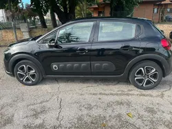 Usata 2018 Citroën C3 Shine Due volumi | 13.000 € (Molto cara)