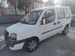 Bianco Usata 2004 Fiat Doblò Monovolume | 2700 € (Buon prezzo)