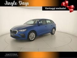 Blu race metallizzato Usata 2024 Skoda Scala Selection Due volumi | 18.900 € (Ottimo prezzo)