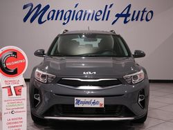Grigio Usata 2022 Kia Stonic Style SUV | 17.900 € (Molto cara)