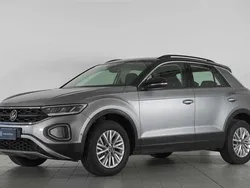 Grigio Usata 2024 VW T-Roc Life SUV | 26.800 € (Buon prezzo)