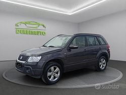 Grigio Usata 2012 Suzuki Grand Vitara Station wagon | 5999 € (Buon prezzo)