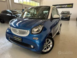 Blu Usata 2015 Smart ForTwo Coupé Edition #1 Due volumi | 12.900 € (Buon prezzo)