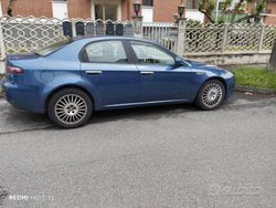 Blu/azzurro Usata 2006 Alfa Romeo 159 Progression Tre volumi | 2000 € (Ottimo prezzo)