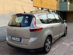 Usata 2010 Renault Scénic III Luxe Monovolume | 5000 € (Buon prezzo)