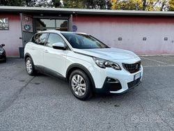 Bianco Usata 2019 Peugeot 3008 S Tre volumi | 13.500 € (Ottimo prezzo)