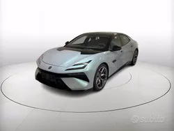 Grigio boreale Nuova 2025 Lotus Emeya Due volumi | 121.650 €
