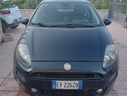 Blu Usata 2014 Fiat Punto Due volumi | 4000 € (Buon prezzo)