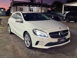 Bianco Usata 2016 Mercedes A200 Tre volumi | 13.899 € (Buon prezzo)