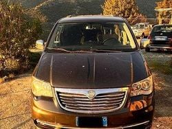 Usata 2011 Lancia Voyager Gold Monovolume | 7500 € (Super prezzo)