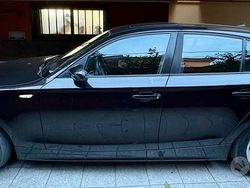 Nero Usata 2006 BMW 118 Due volumi | 2990 € (Cara)