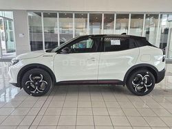 Bianco Nuova 2025 Alfa Romeo GT Junior Edizione Speciale SUV | 31.900 € (Cara)