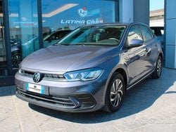 Grigio Usata 2022 VW Polo Life Tre volumi | 13.690 € (Ottimo prezzo)