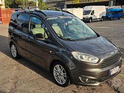 Marrone Usata 2018 Ford Tourneo Courier Monovolume | 8900 € (Buon prezzo)