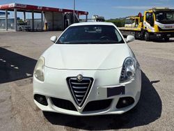 Usata 2011 Alfa Romeo Giulietta Distinctive Due volumi | 3700 € (Super prezzo)