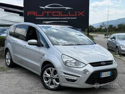 Grigio Usata 2011 Ford S-MAX Titanium Monovolume | 3990 € (Buon prezzo)