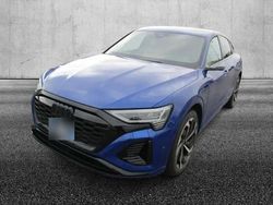 Blu/azzurro Usata 2023 Audi Q8 e-tron S-Line SUV | 67.450 € (Cara)