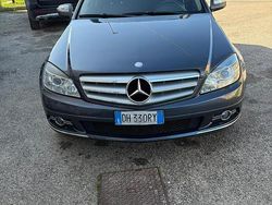 Grigio Usata 2007 Mercedes C220 Tre volumi | 7800 €