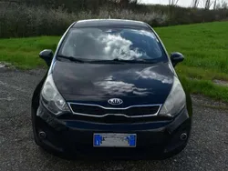 Nero Usata 2013 Kia Rio EX Tre volumi | 6600 € (Buon prezzo)