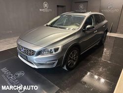 Grigio Usata 2017 Volvo V60 CC Business Edition Station wagon | 12.900 €