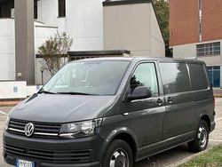 Grigio Usata 2017 VW T6 Furgone | 19.750 € (Buon prezzo)