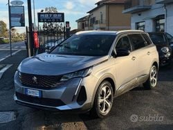 Grigio Usata 2023 Peugeot 5008 Allure SUV | 22.900 € (Buon prezzo)