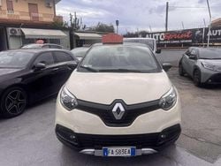 Usata 2016 Renault Captur Iconic SUV | 9500 € (Buon prezzo)