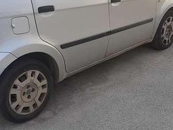 Grigio Usata 2009 Fiat Idea Monovolume | 2300 € (Super prezzo)