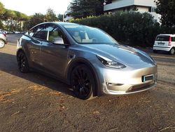Grigio Usata 2023 Tesla Model Y Performance SUV | 41.450 € (Buon prezzo)