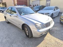 Grigio Usata 2002 Mercedes C220 Classic Tre volumi | 1900 € (Ottimo prezzo)