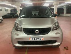Grigio Usata 2016 Smart ForTwo Coupé Due volumi | 12.000 € (Buon prezzo)
