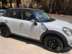 Bianco Usata 2012 Mini Cooper Due volumi | 9000 €