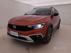 Arancione Usata 2023 Fiat Tipo Cross Station wagon | 14.690 € (Ottimo prezzo)