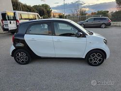 Bianco Usata 2015 Smart ForFour Passion Due volumi | 8999 € (Buon prezzo)