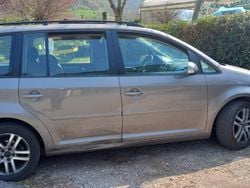 Grigio Usata 2009 VW Touran Trendline Monovolume | 4500 € (Buon prezzo)