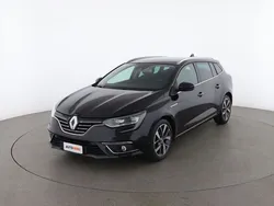 Nero Usata 2017 Renault Mégane IV Bose Edition Tre volumi | 12.599 € (Buon prezzo)