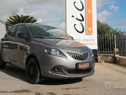 Grigio Usata 2022 Lancia Ypsilon Silver Due volumi | 10.400 € (Buon prezzo)