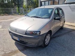 Usata 2001 Fiat Punto Due volumi | 1600 € (Buon prezzo)