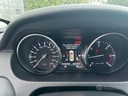 Verde Usata 2016 Land Rover Discovery Sport SUV | 16.000 €