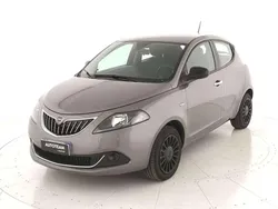 Grigio Usata 2022 Lancia Ypsilon Silver Due volumi | 10.950 € (Ottimo prezzo)