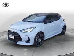 Grigio Usata 2024 Toyota Yaris Hybrid Sport Tre volumi | 24.900 € (Buon prezzo)