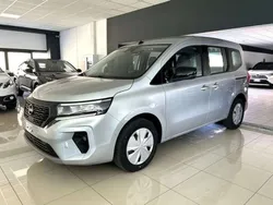 Argento Nuova 2025 Nissan Townstar N-Connecta Monovolume | 26.800 € (Cara)