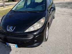 Usata 2008 Peugeot 207 Due volumi | 2300 € (Molto cara)